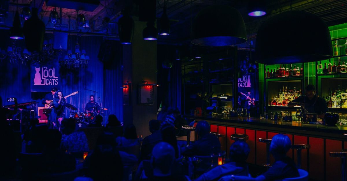 Cool Cats - Live Jazz and Blues Music in a Cocktail Bar