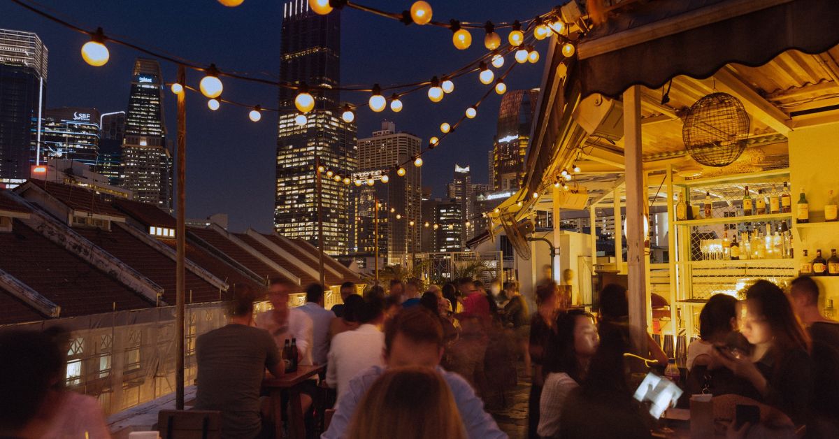 1939 Singapore – Alfresco Dining In A Hip, Historic Building