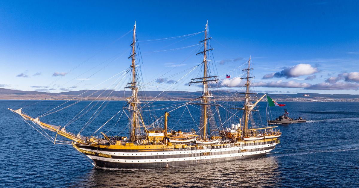 Singapore Welcomes the Iconic Amerigo Vespucci