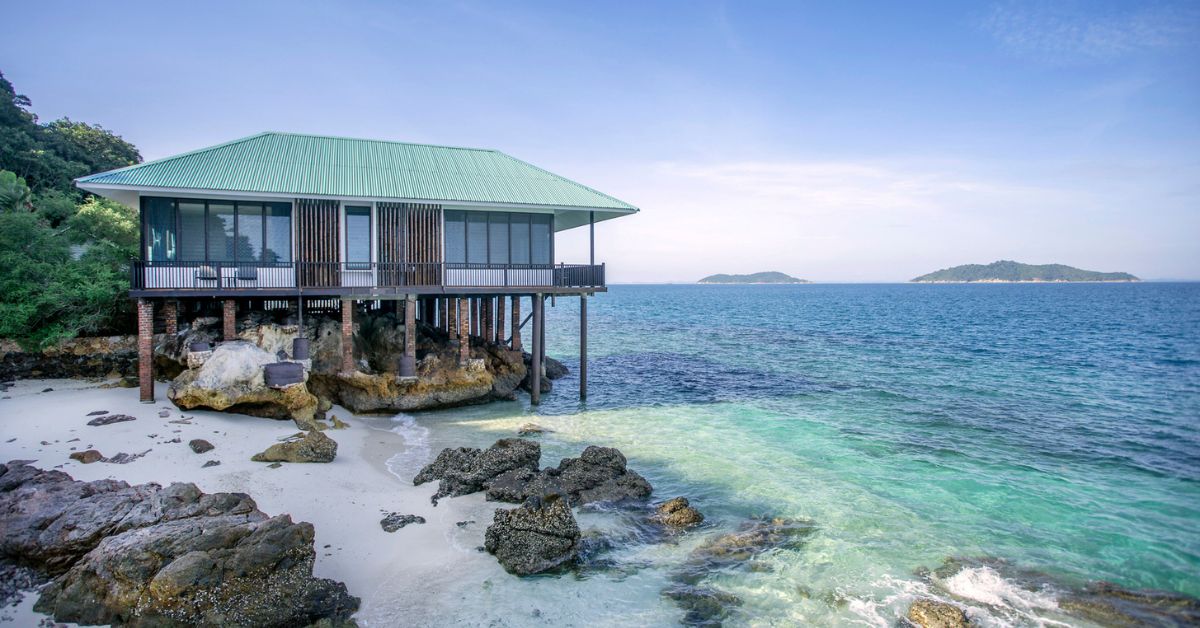 Rawa Island Resort – Natural Wonders Just a Short Drive Away 