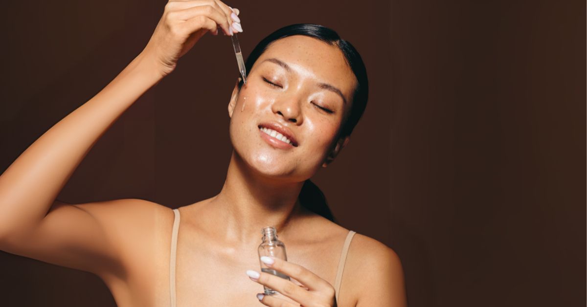 Why Face Oils Deserve a Spot in Your Skincare Routine